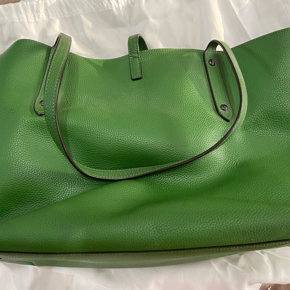 Coach Vibrant Green Leather Tote - Picture 4 of 4